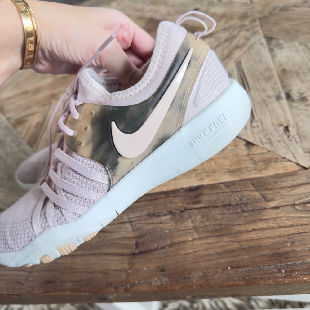 Nike Free Tr 7 Women's Light Pink Athletic Shoe 7.5 - Picture 9 of 11